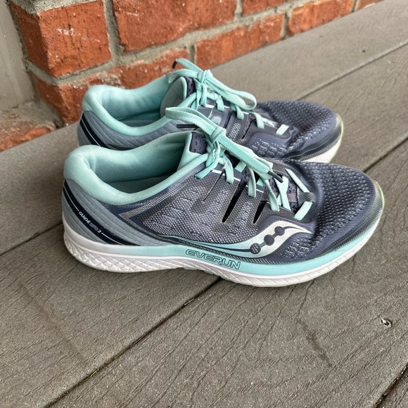 EUC Saucony running shoes - Picture 2 of 8